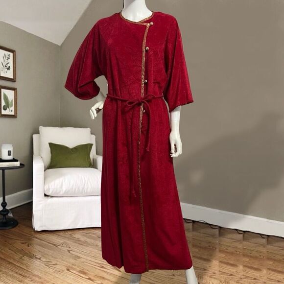 Vassarette Vintage Dark Red Velour Half Button Down Robe Sz M - Picture 2 of 13